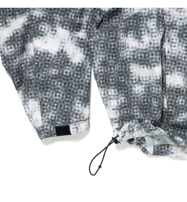 BEAMS「テック ジップ フーディ―」|ブルゾン・スタジャン|