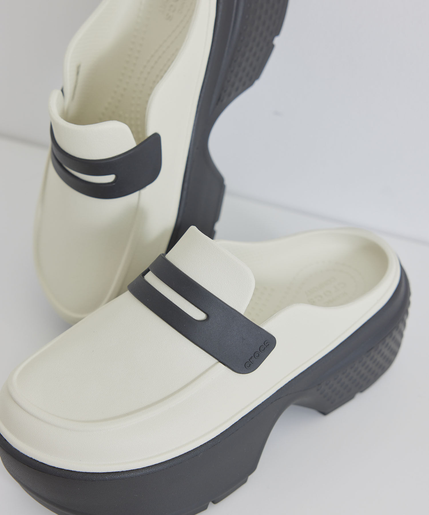 Juze「【crocs】ATONP LOAFER【WEB限定】」|サンダル|ホワイト系(11)