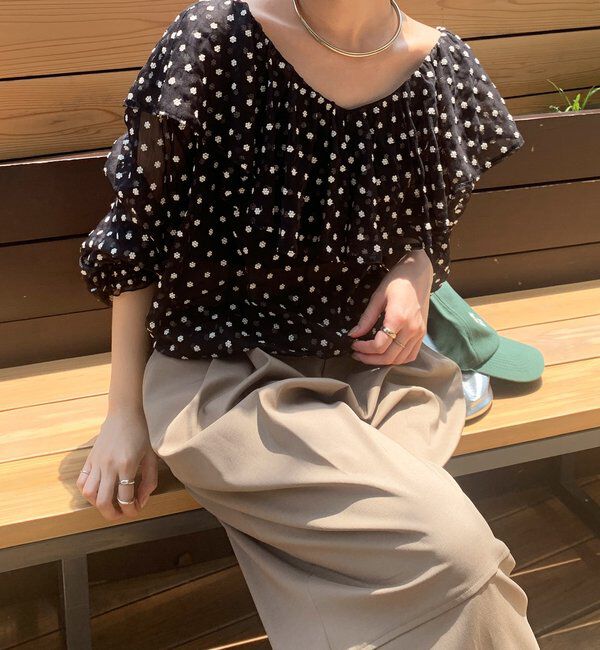  「フラワー刺繍フリルブラウス」|シャツ・ブラウス|ブラック