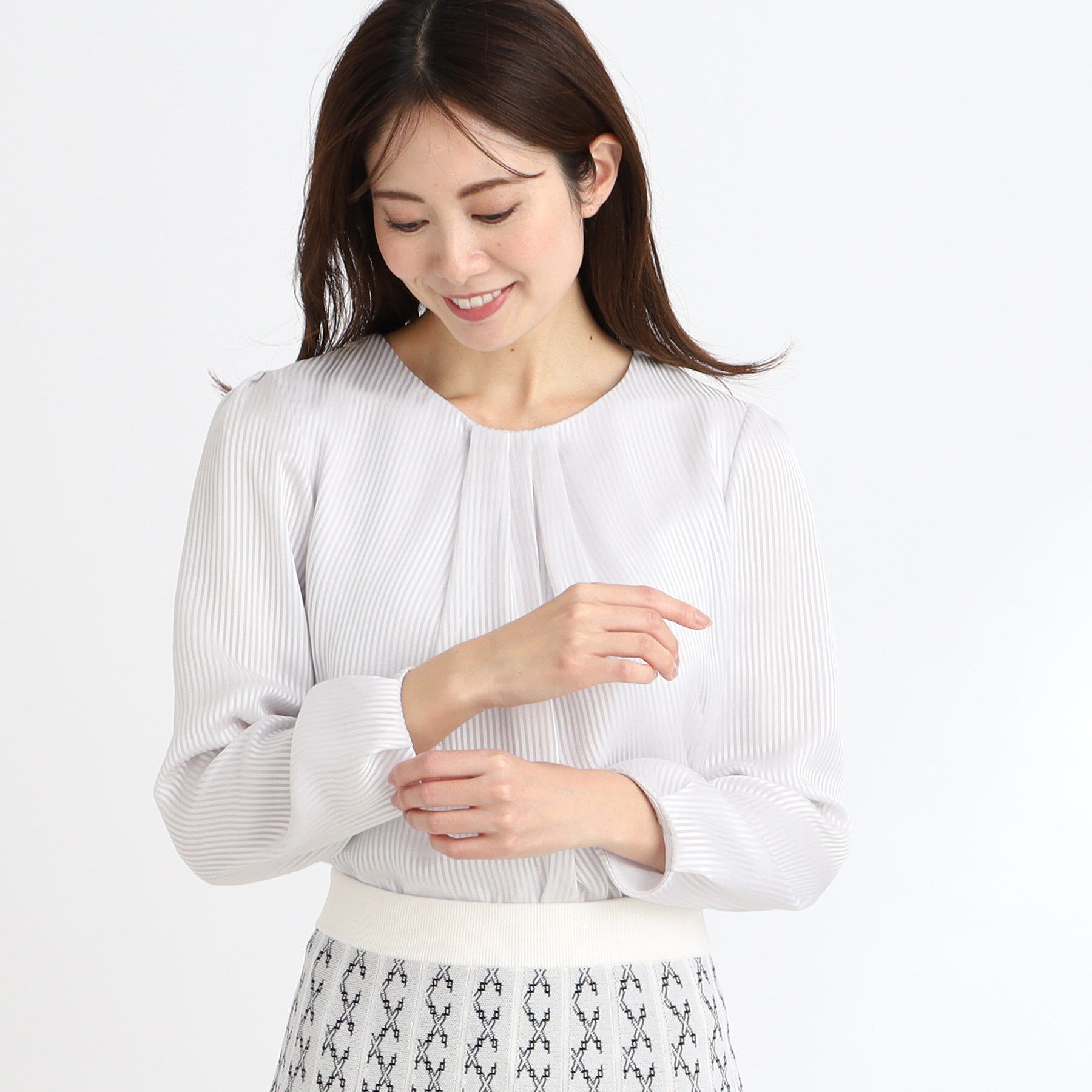 Reflect「【手洗い可】シアーシャドーストライプブラウス」|シャツ・ブラウス|ライトグレー(011