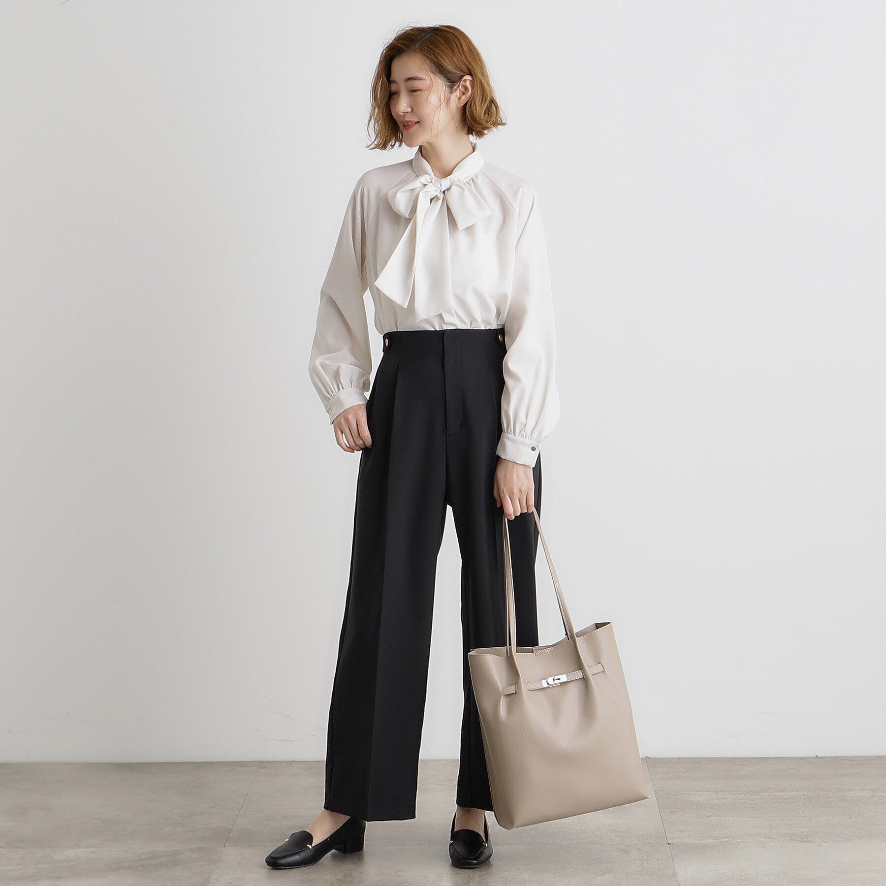 grove「【A4】ベルトタックハンドルトート」|トートバッグ|