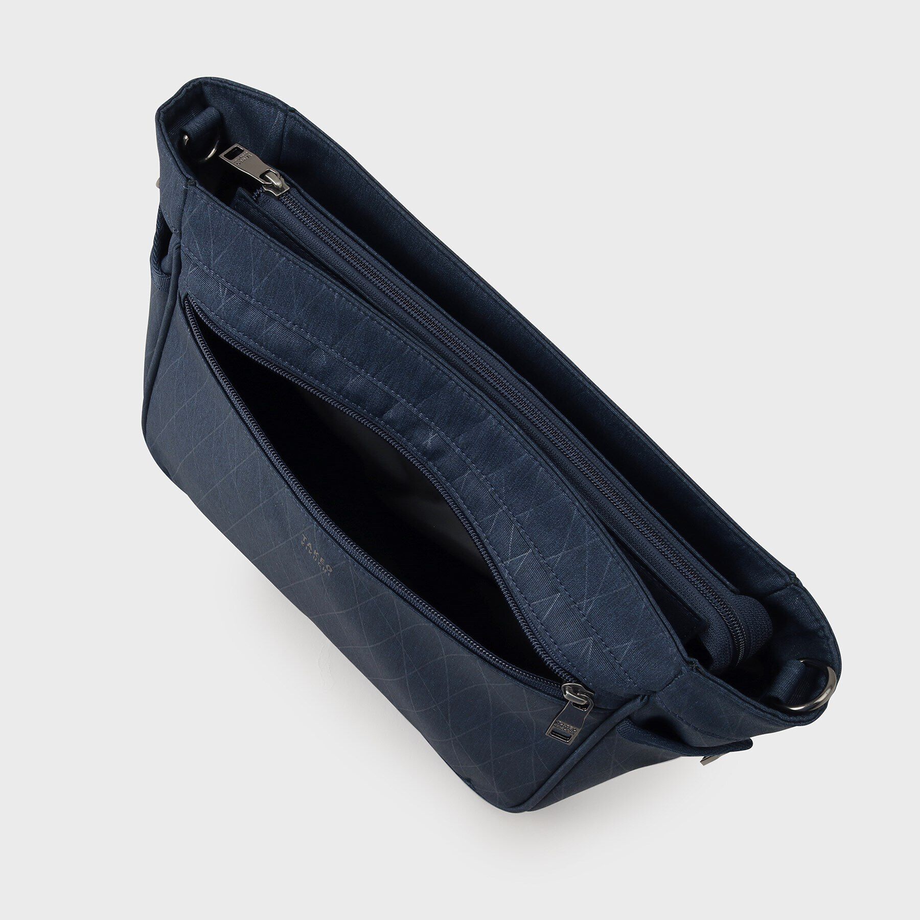 TAKEO KIKUCHI「【多機能・軽量】NEWシャドーライン ショルダーバッグ」|ショルダー・メッセンジャー|