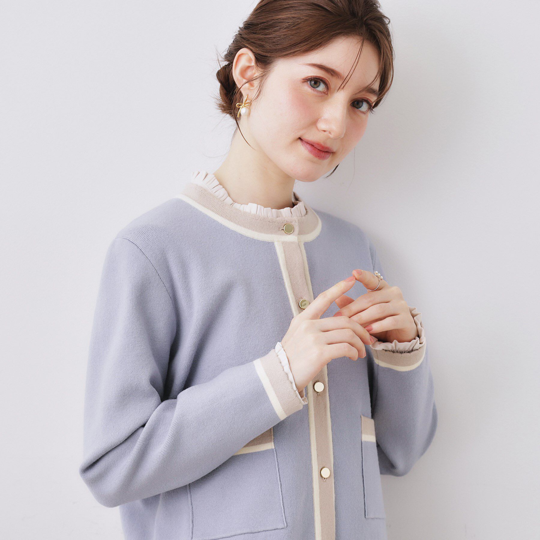 Couture broach「【通勤・着映え】配色 総針カーディ」|カーディガン|ブルー(091)