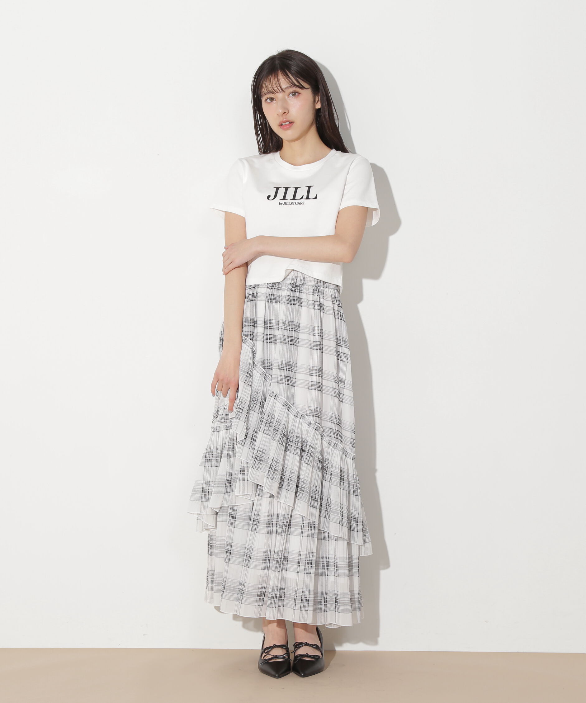  「ショート丈刺繍ロゴTシャツオーガニックコットン」|Tシャツ・カットソー|