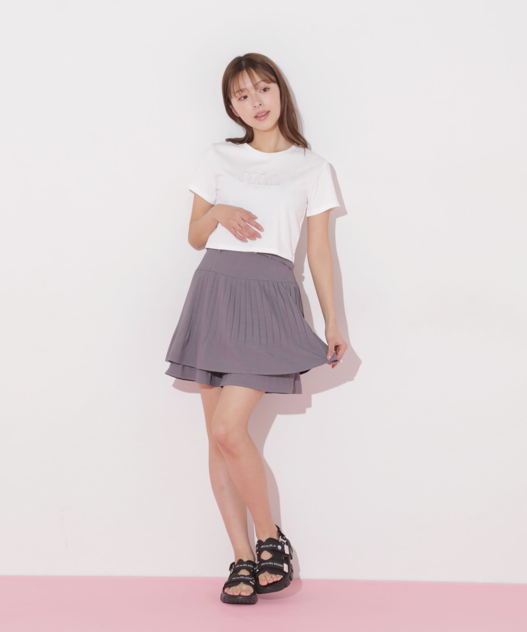  「ショート丈刺繍ロゴTシャツオーガニックコットン」|Tシャツ・カットソー|