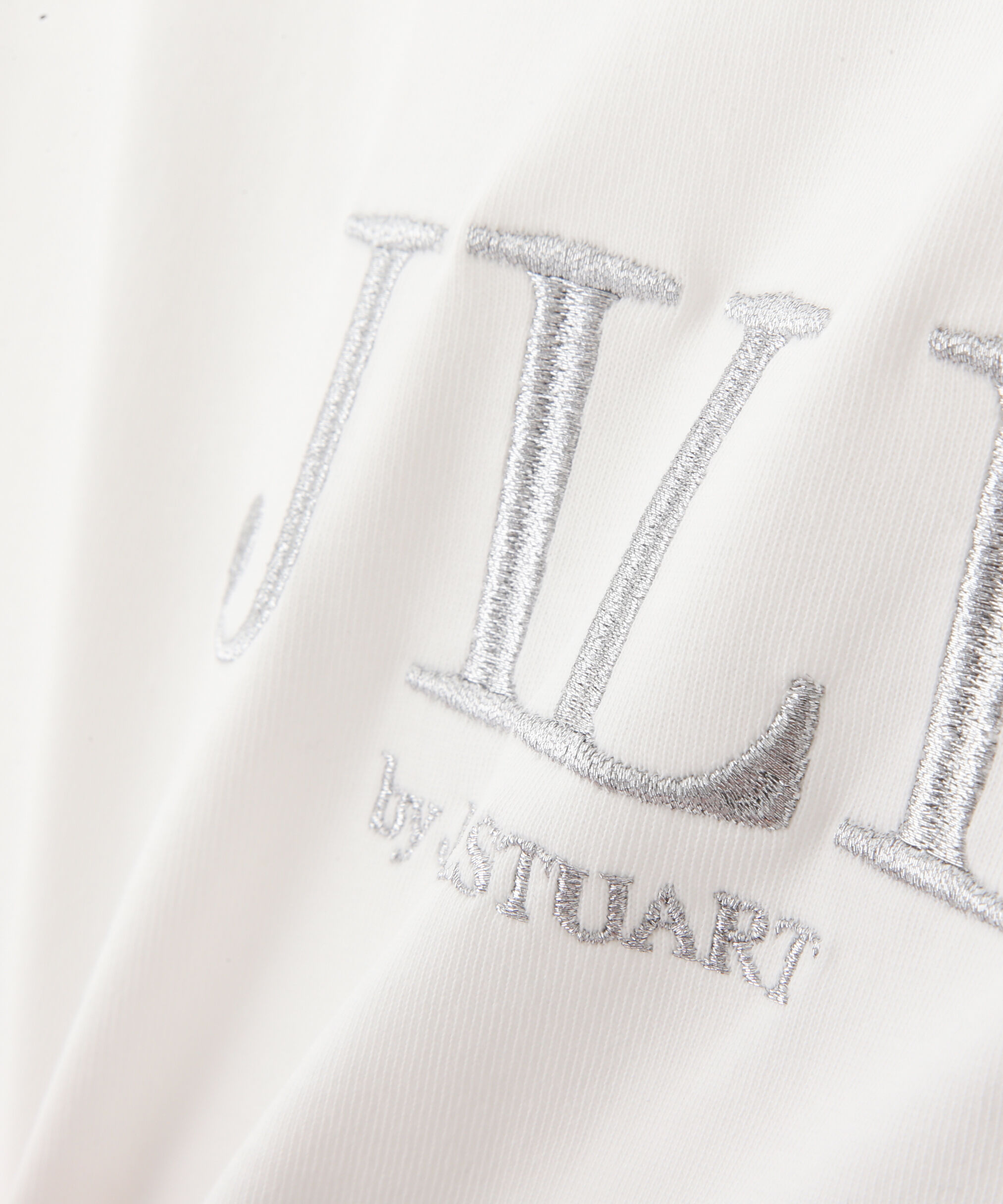  「ショート丈刺繍ロゴTシャツオーガニックコットン」|Tシャツ・カットソー|