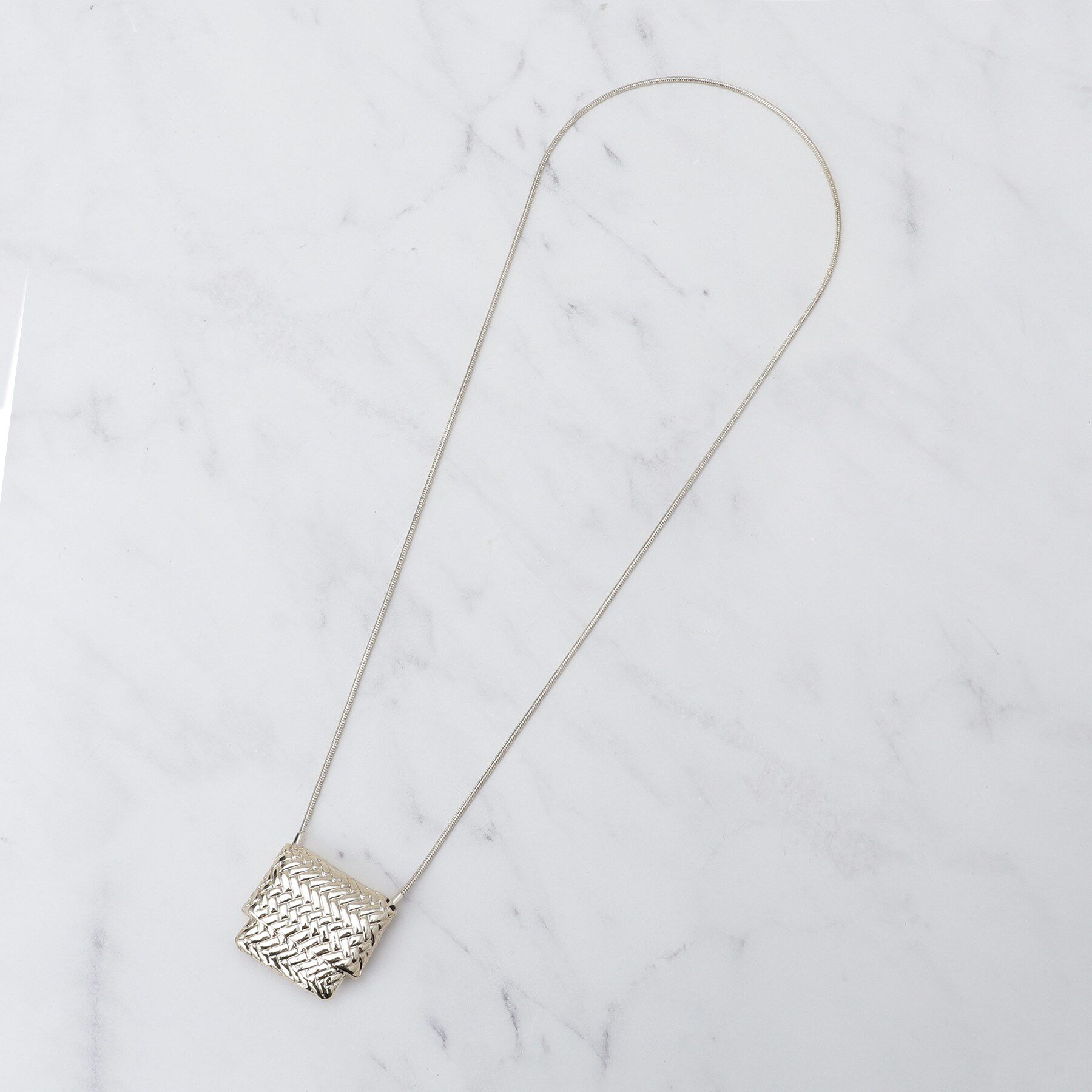 SHOO･LA･RUE「ピルケース風ネックレス」|ネックレス|