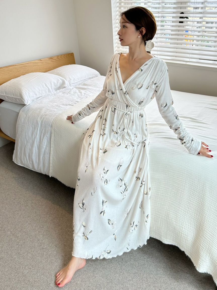 SNIDEL HOME「プリントカシュクールワンピース」|ルームウェア|