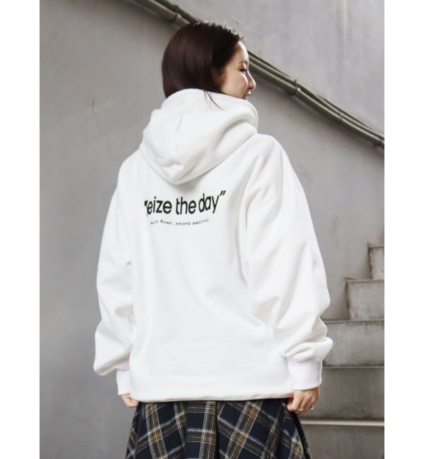 EVRIS「バックロゴBIGフーディー」|パーカー|ホワイト