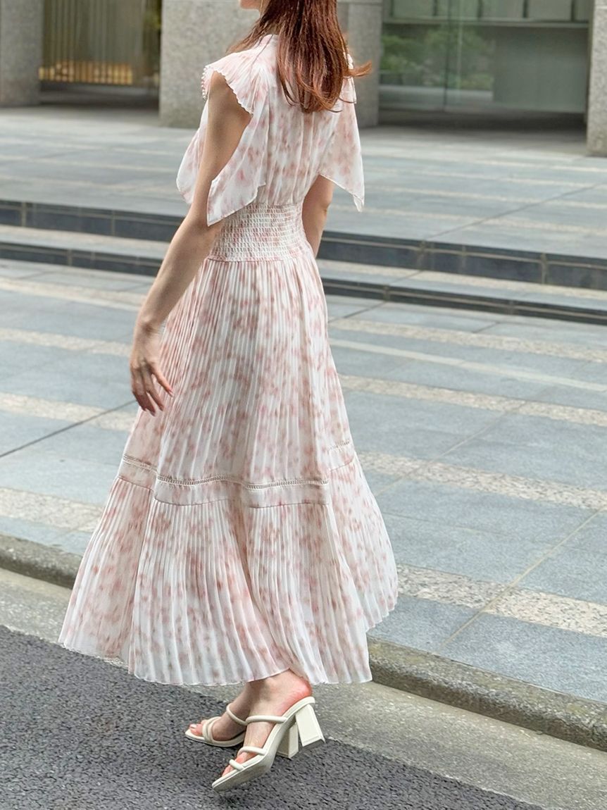 SNIDEL「Sustainableヘアラインフラワープリントワンピース」|ワンピース|