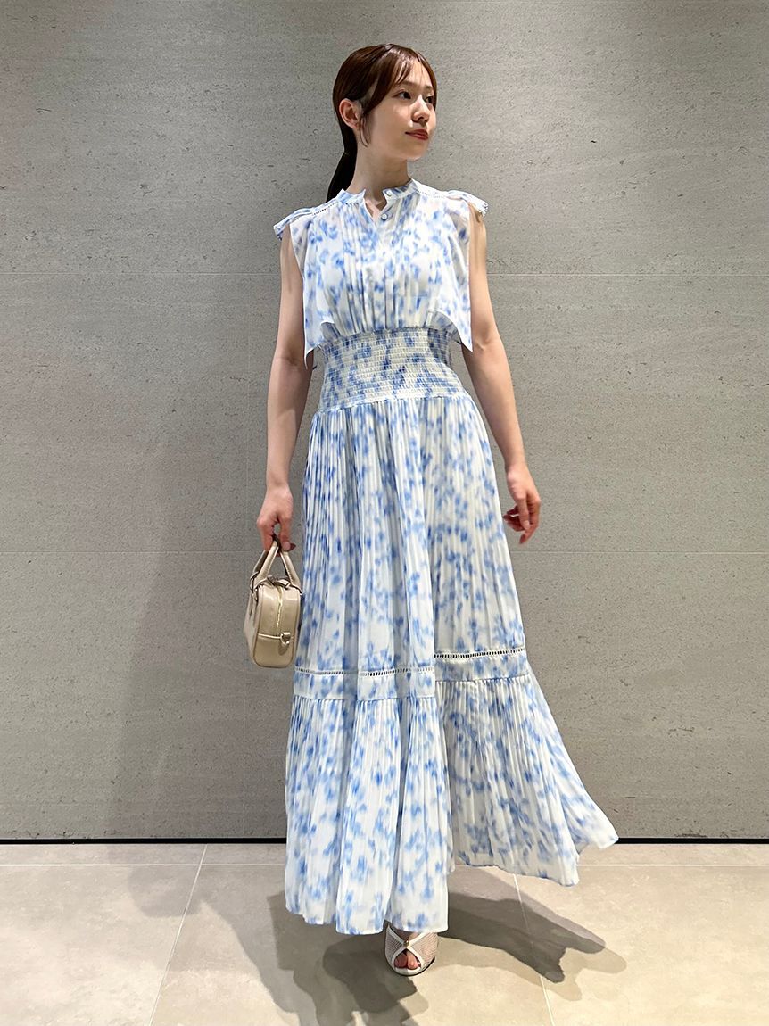 SNIDEL「Sustainableヘアラインフラワープリントワンピース」|ワンピース|