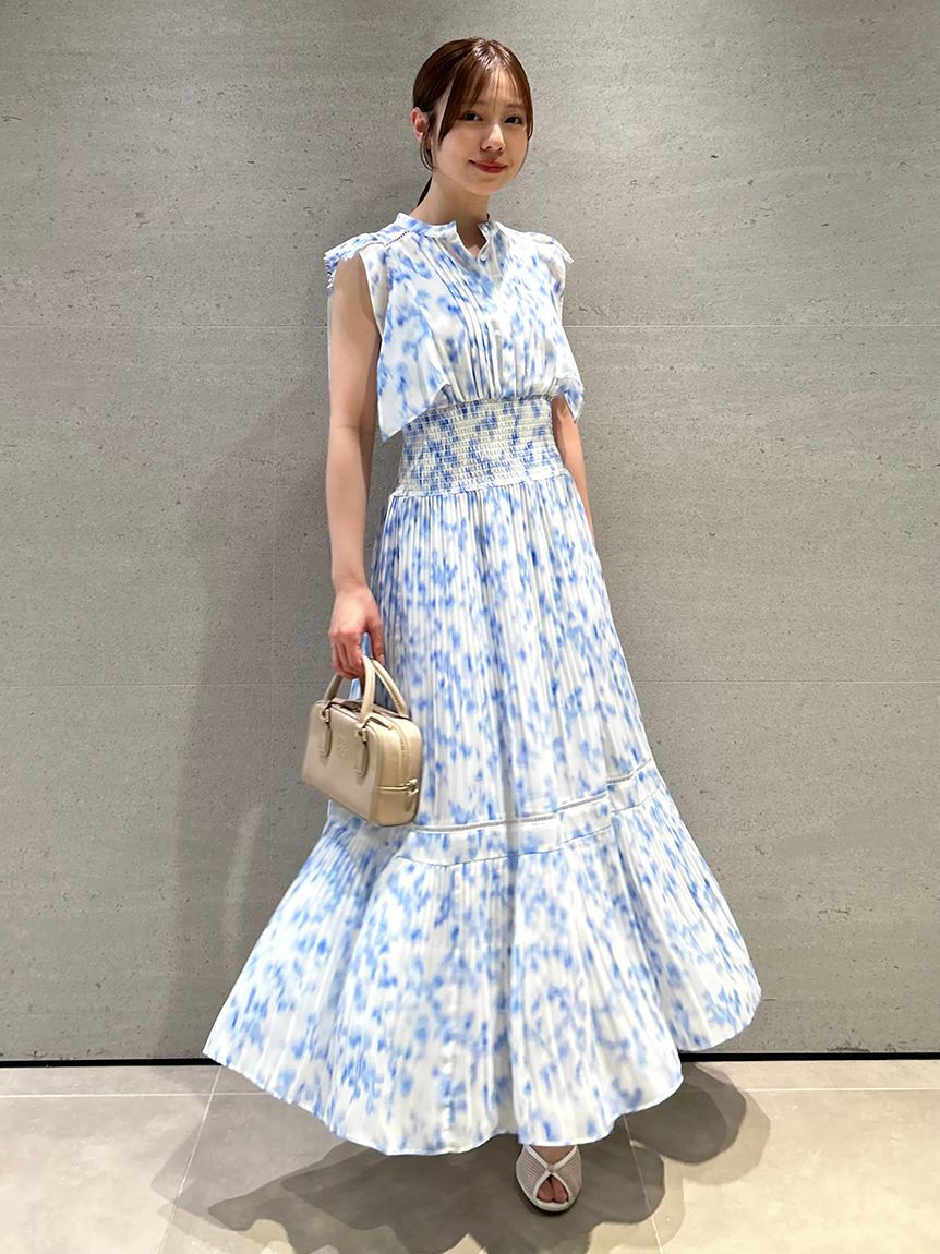 SNIDEL「Sustainableヘアラインフラワープリントワンピース」|ワンピース|