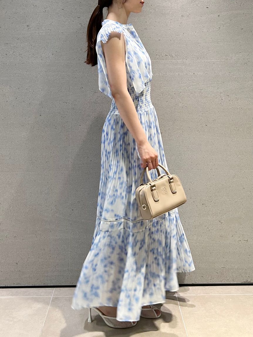 SNIDEL「Sustainableヘアラインフラワープリントワンピース」|ワンピース|