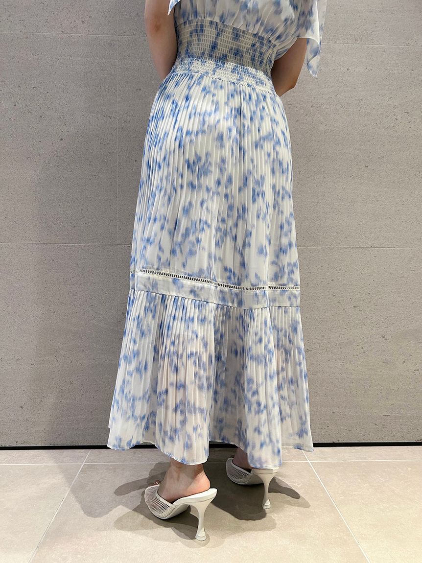 SNIDEL「Sustainableヘアラインフラワープリントワンピース」|ワンピース|