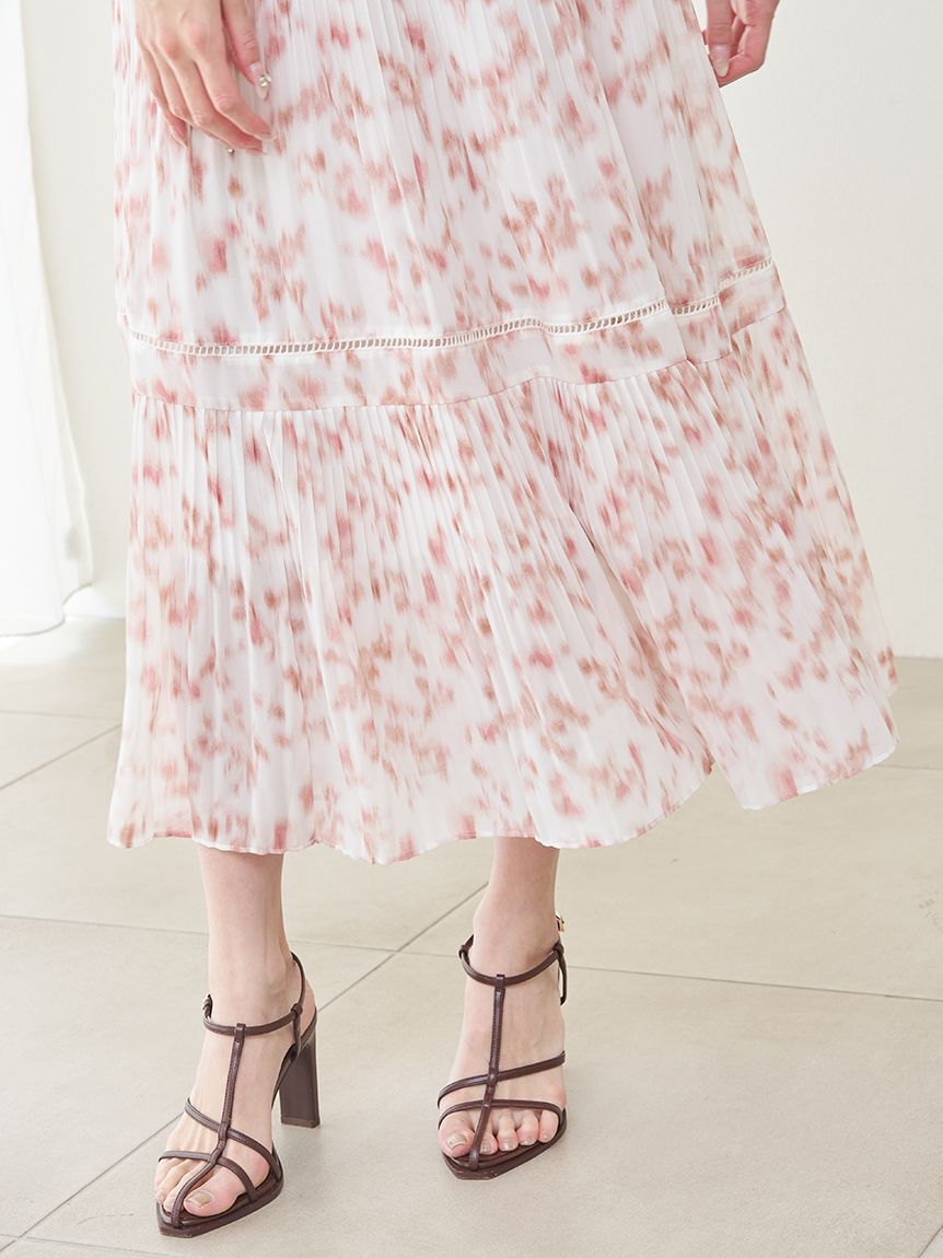 SNIDEL「Sustainableヘアラインフラワープリントワンピース」|ワンピース|