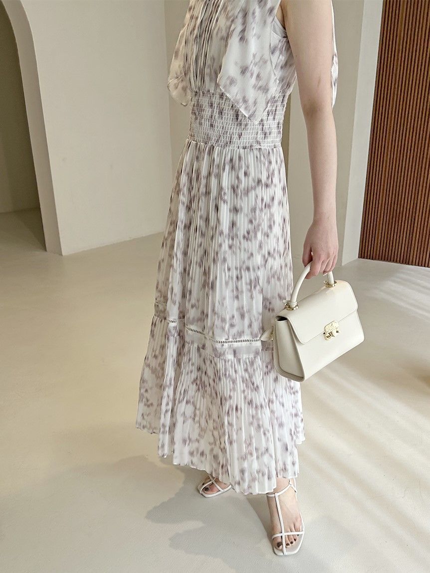 SNIDEL「Sustainableヘアラインフラワープリントワンピース」|ワンピース|