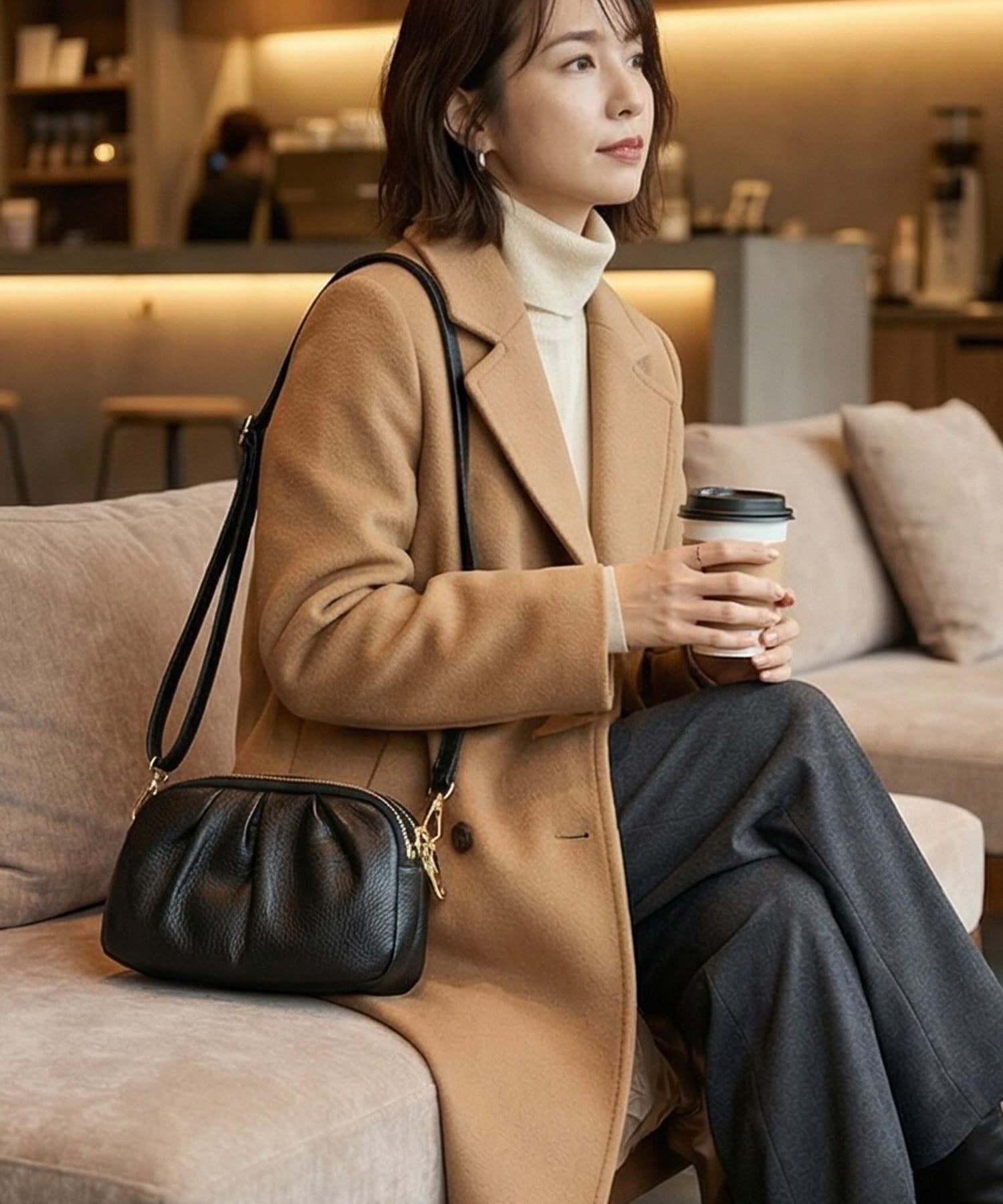 STYLE DELI「【DELI by】ギャザーソフトリアルレザーショルダーバッグ」|ショルダー・メッセンジャー|ブラック