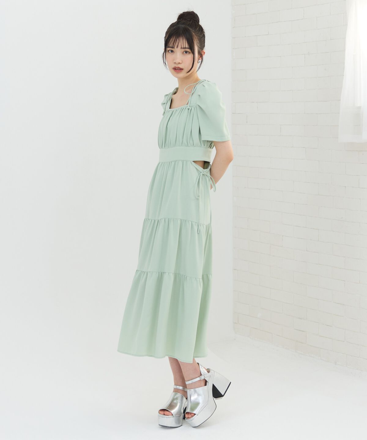 REDYAZEL「サイドリボンカットティアードワンピース」|ワンピース|