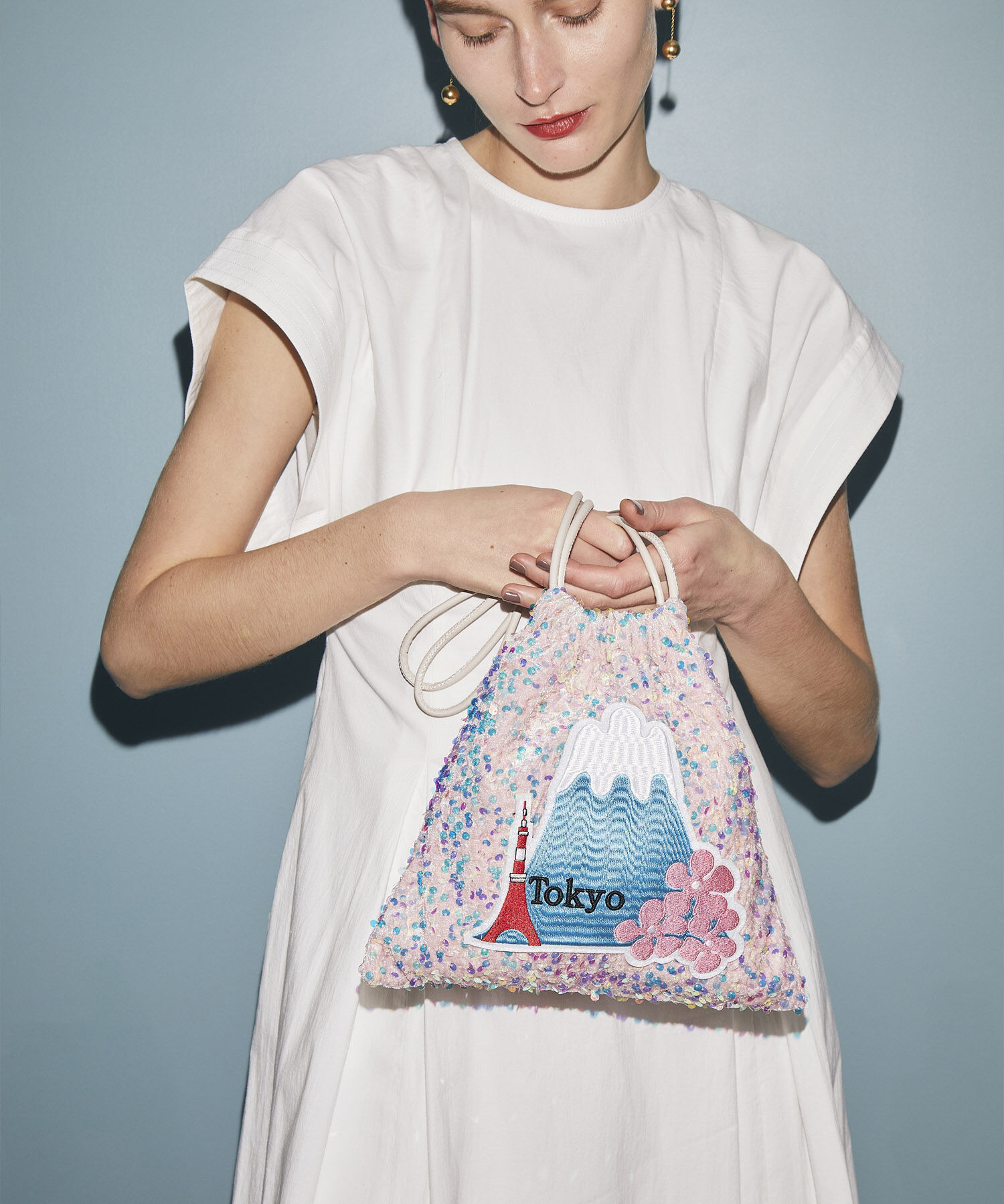 TOPKAPI TREASURE「【TREASURE TOPKAPI】スパンコール エンブロイダリー刺繍 巾着 バッグ / ポーチ」|その他|ピンク