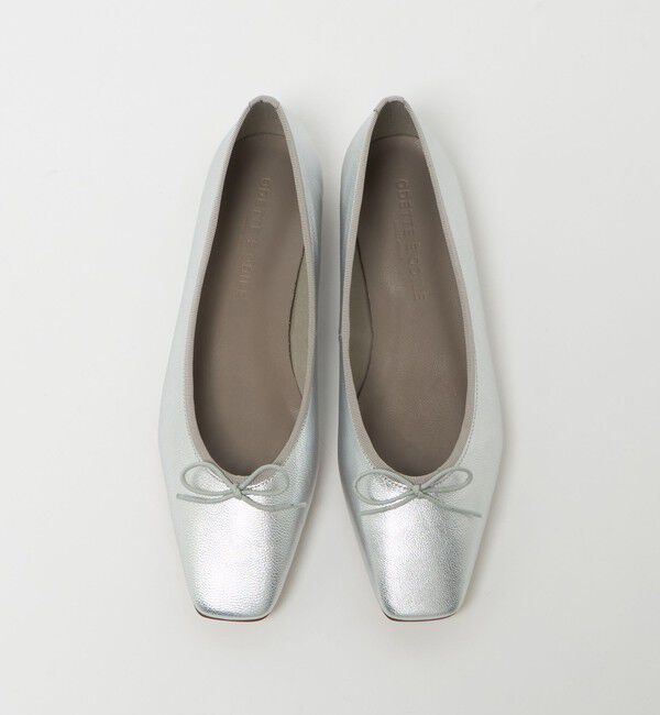 ODETTE E ODILE「スクエアバレエ フラット10&darr;&uarr;」|バレエシューズ|