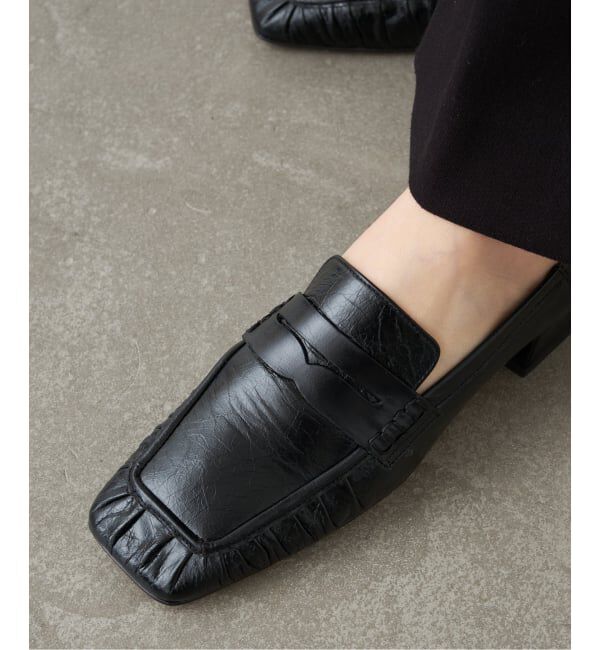 GRISE「《予約》GRISEレザースクエアギャザーローファー」|ローファー|