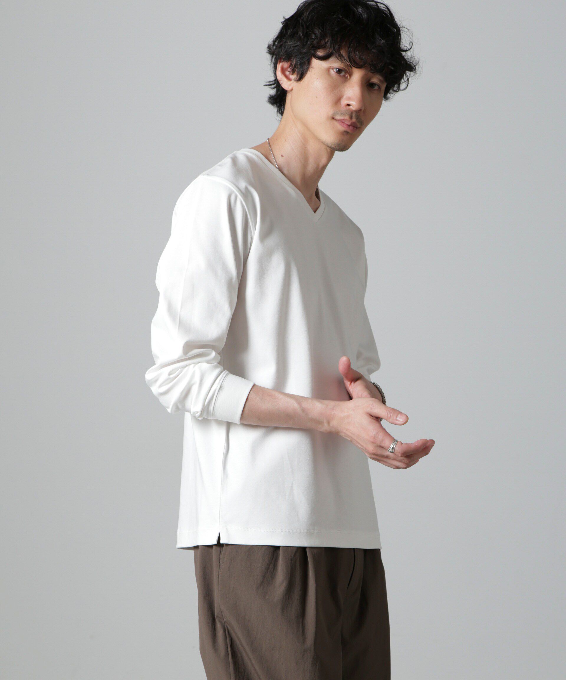 nano･universe「アンチスメルＶネックTシャツ 長袖」|Tシャツ・カットソー|