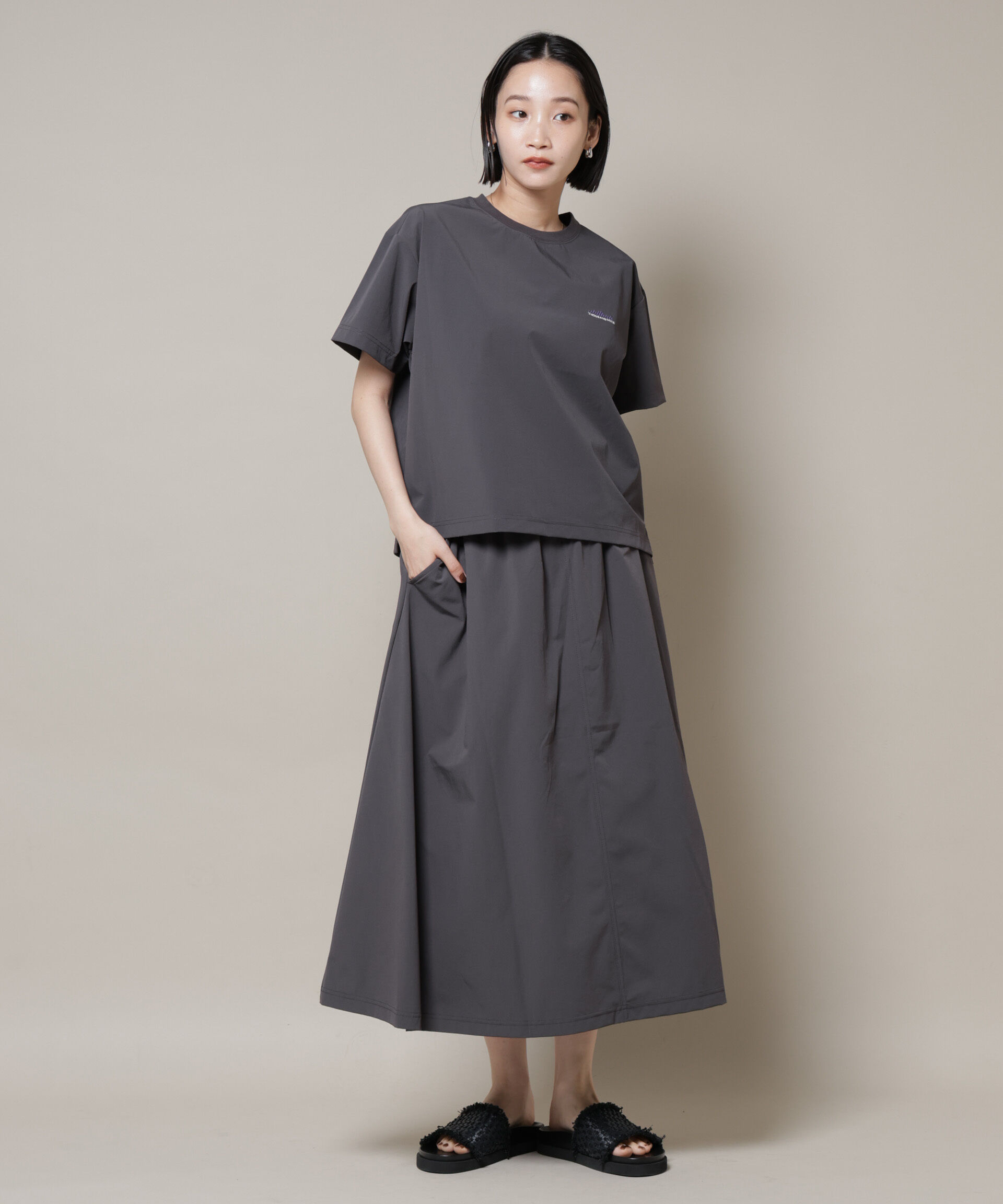 nano･universe「THOUSAND MILE/ショートスリーブTシャツ スカートセット」|スカート|チャコール