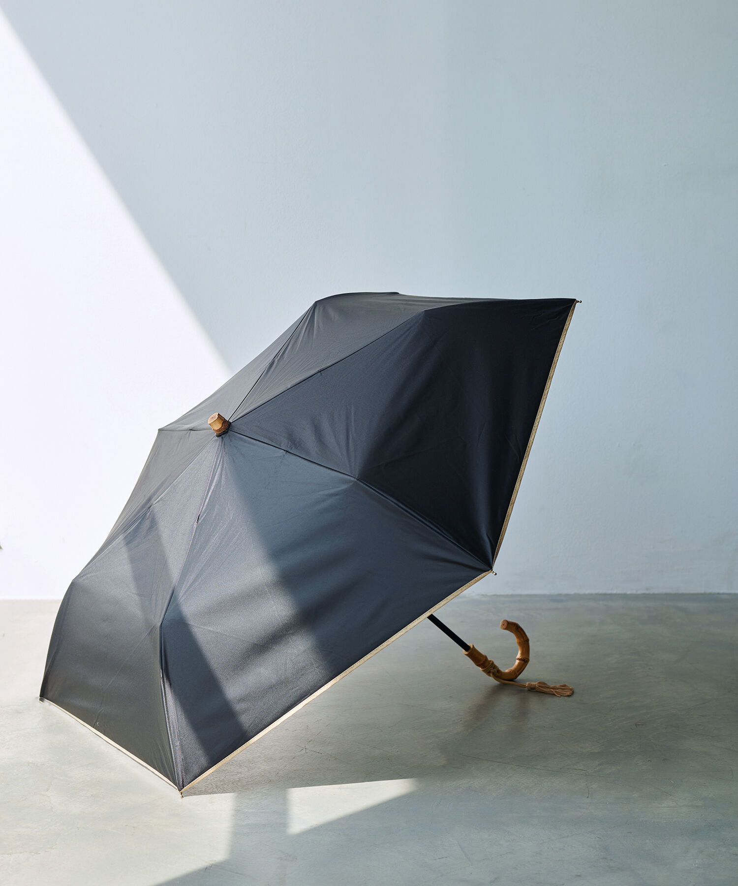 ROPE「バイカラーコンパクトパラソル（折りたたみ傘/日傘）【晴雨兼用/UVカット】【完全遮光生地】」|傘|