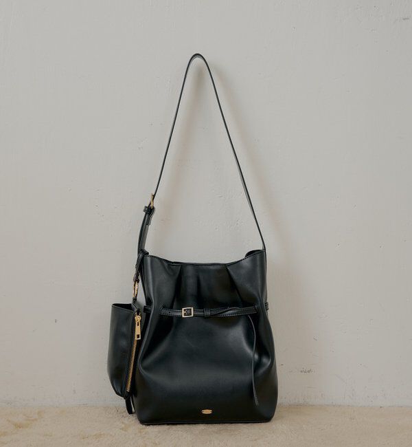  「スマホポーチ付きベルトデザインショルダーバッグ」|ショルダー・メッセンジャー|ブラック