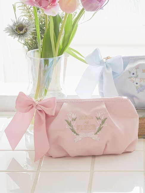 Maison de FLEUR「フラワー刺繍ポーチ」|ポーチ|ピンク