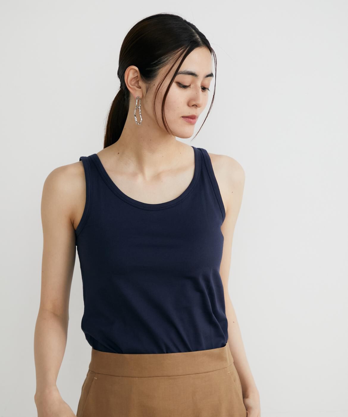 INED「《大きいサイズ》タンクトップ《スビン綿MIX天竺/A-GIRL&rsquo;S 》」|タンクトップ|ネイビー