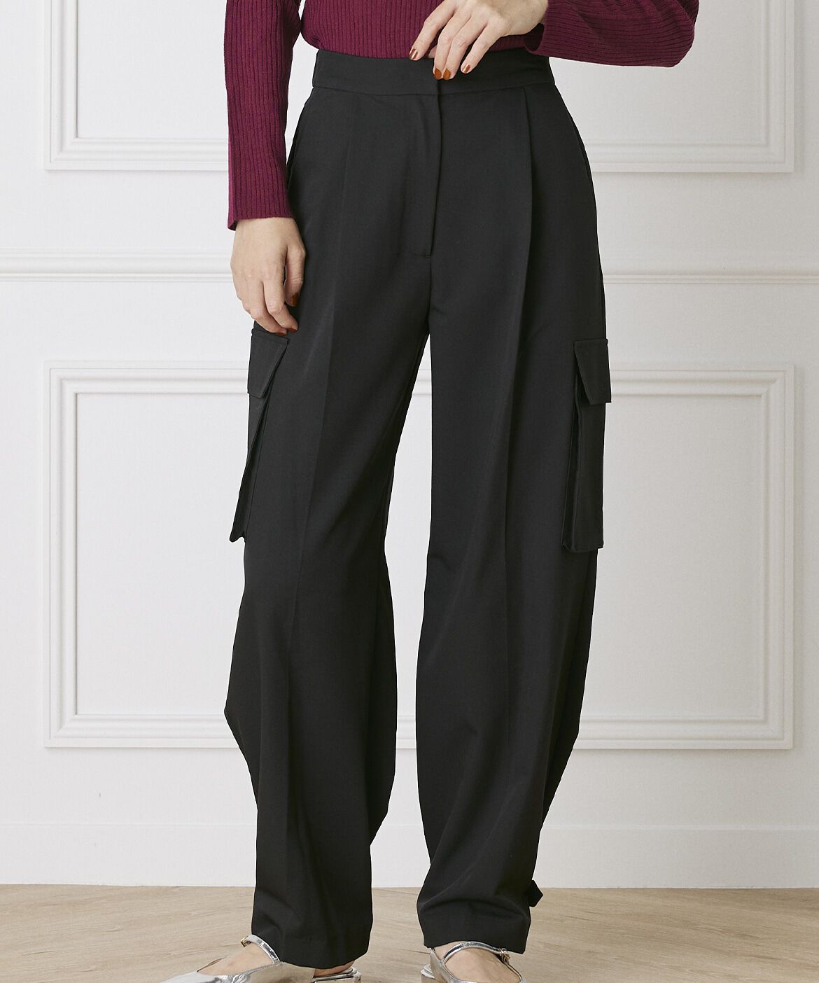 INED「《INED CLARO》ストレッチカーゴパンツ」|カーゴ|ブラック