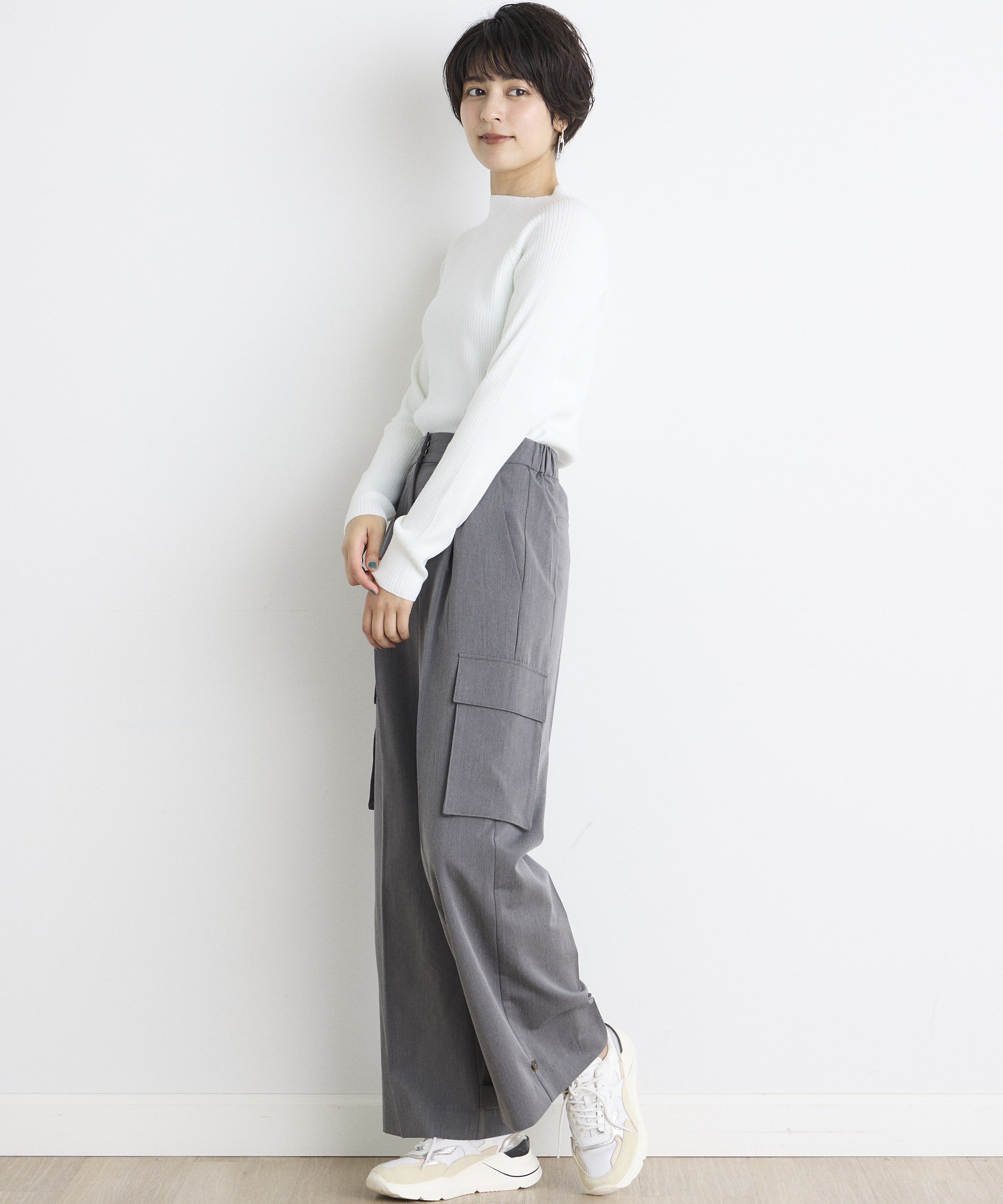 INED「《INED CLARO》ストレッチカーゴパンツ」|カーゴ|