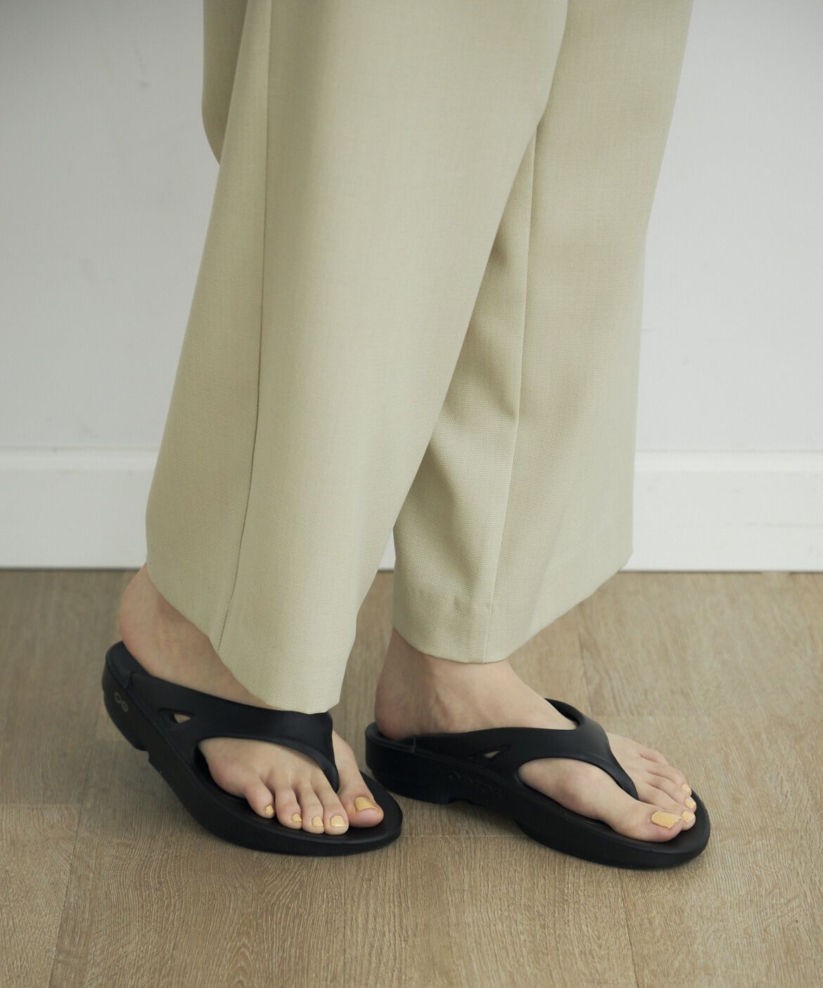 INED「Ooriginalサンダル《OOFOS》」|サンダル|