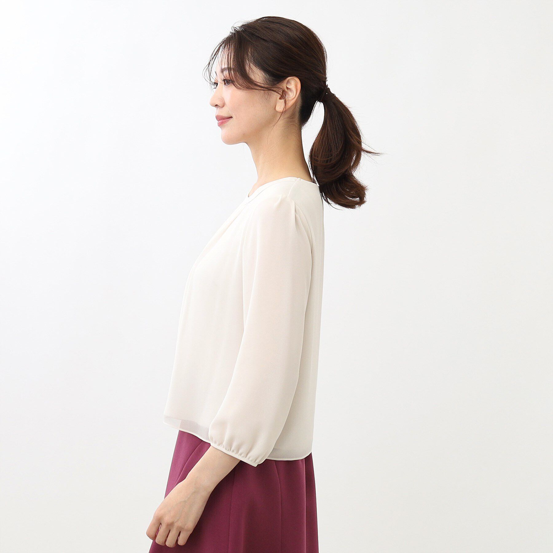 Reflect「【ジャケットのインナーにおすすめ】タックディティールブラウス」|シャツ・ブラウス|