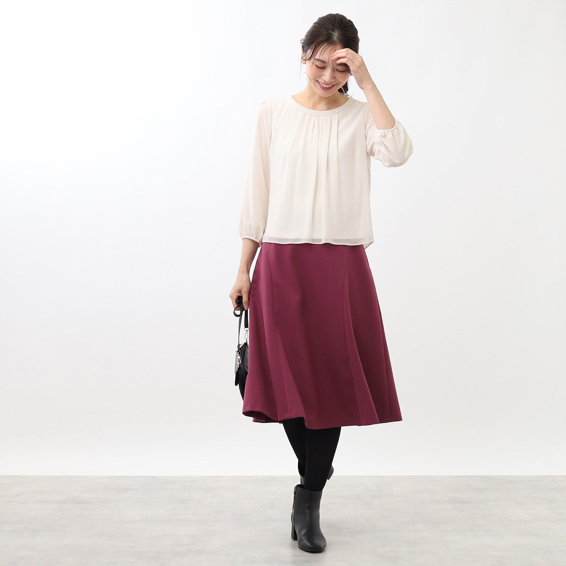 Reflect「【ジャケットのインナーにおすすめ】タックディティールブラウス」|シャツ・ブラウス|