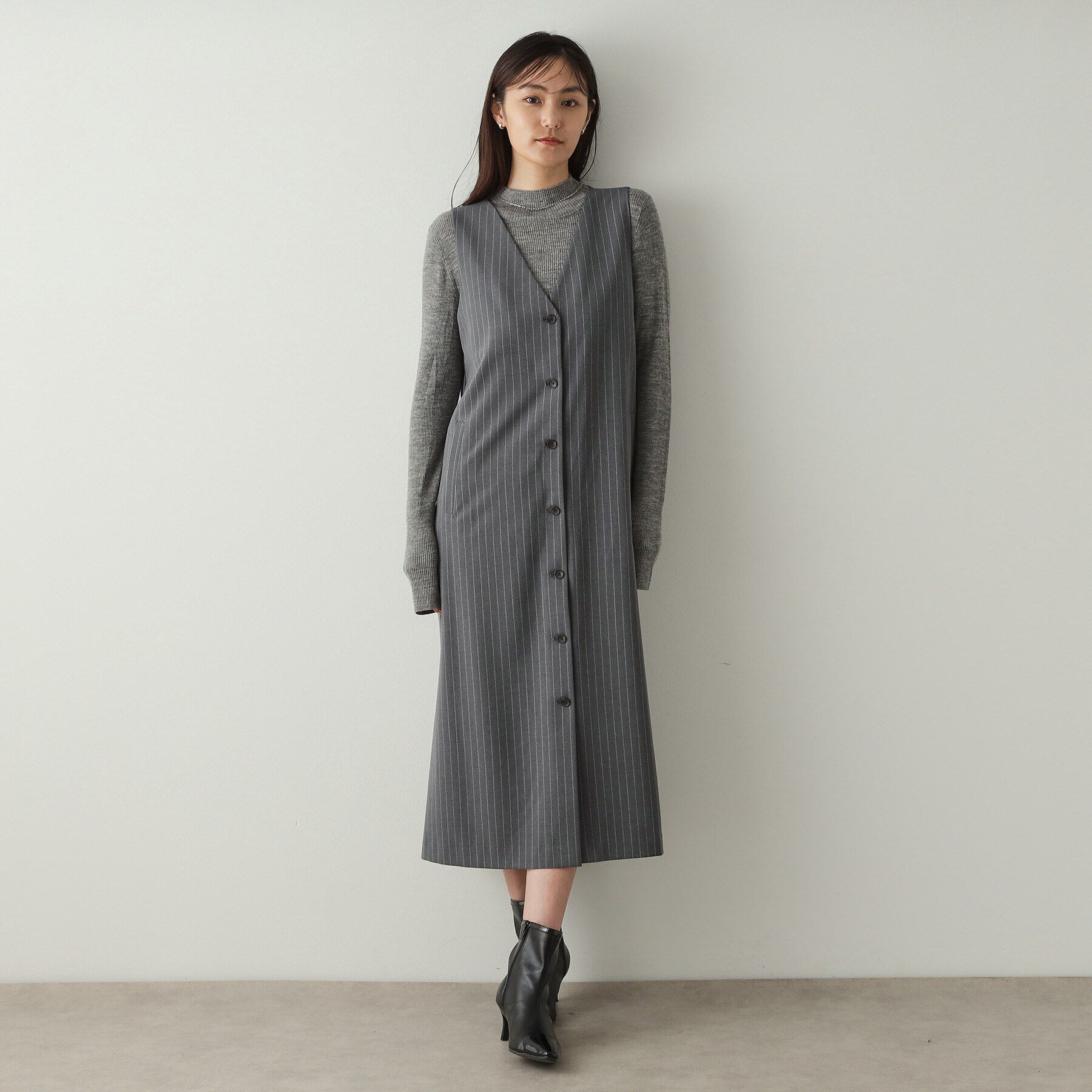 OPAQUE.CLIP「2WAY Vネックジャンパースカート【洗える】」|ワンピース|