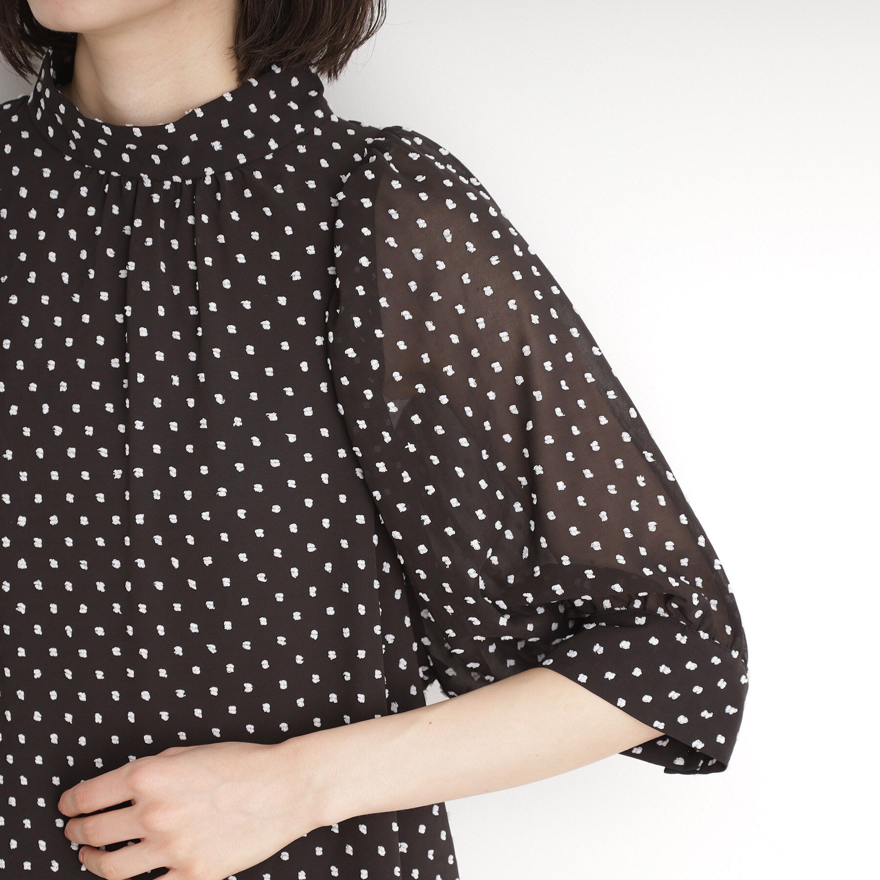 THE SHOP TK「ドットジャカードブラウス【洗える】」|シャツ・ブラウス|