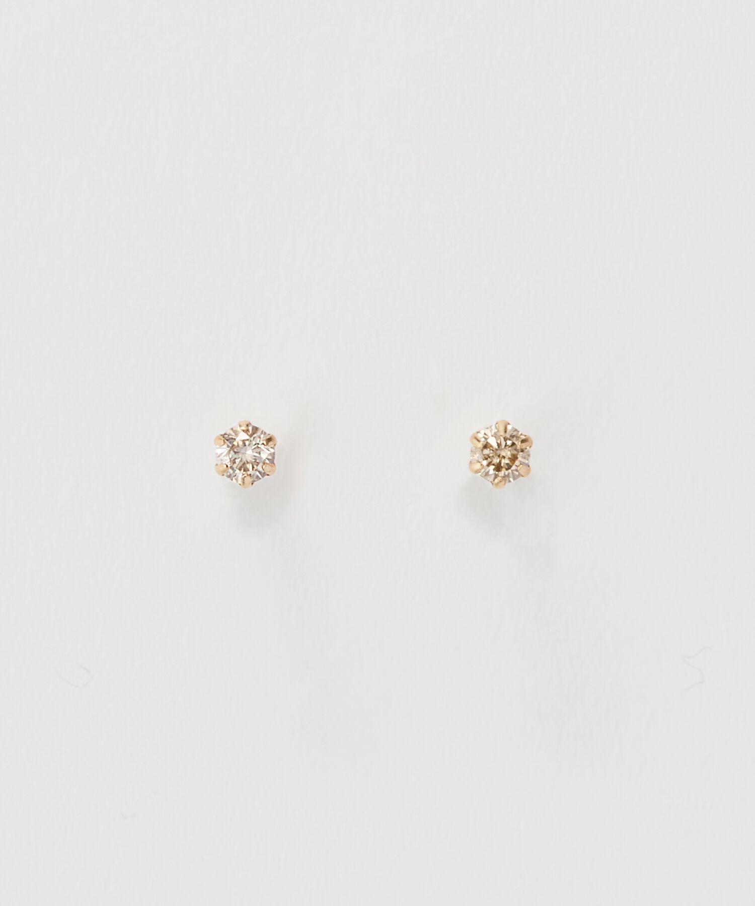 Phoebe「【K10】一粒ダイヤモンドピアス　ゴールド/BOX付き」|ピアス|
