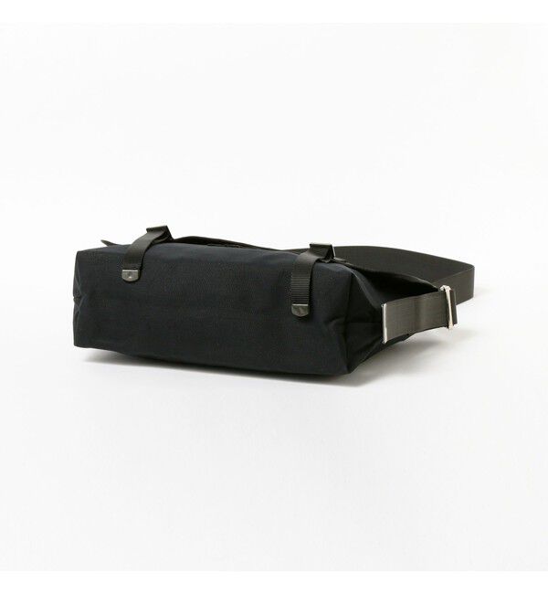 BEAMS「【別注】DEMARTINI / Messenger Bag MEDIUM」|リュック|