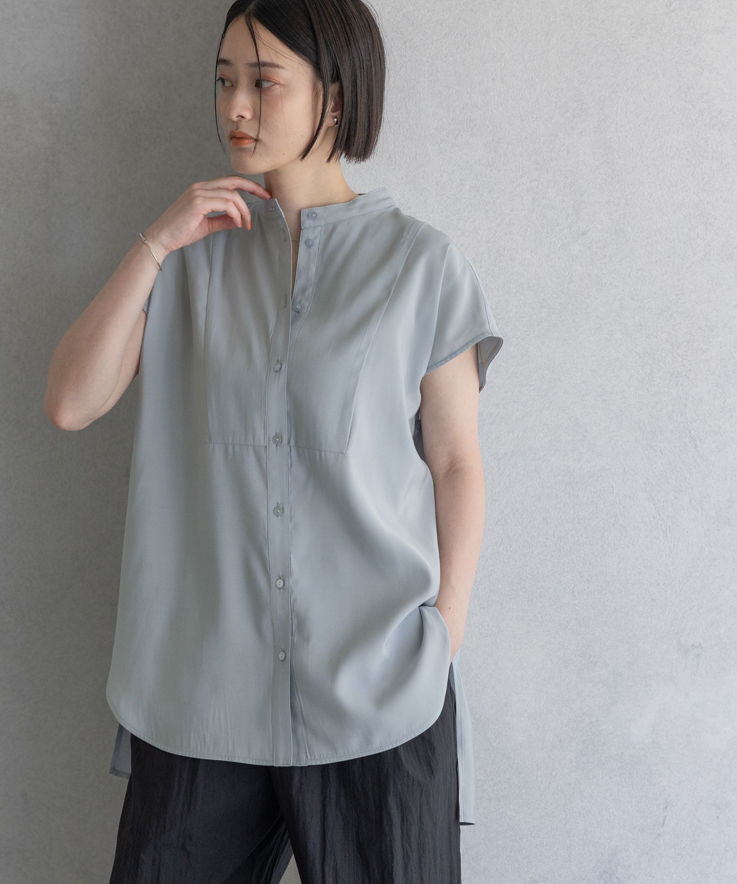 A part by 「ハイネックフレンチスリーブブラウス」|シャツ・ブラウス|ライトブルー