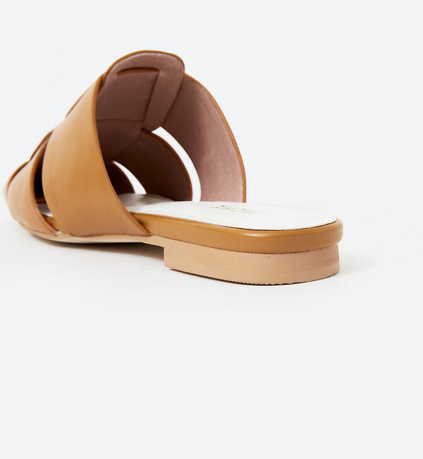 AU BANNISTER「グルカミュールサンダル」|サンダル|