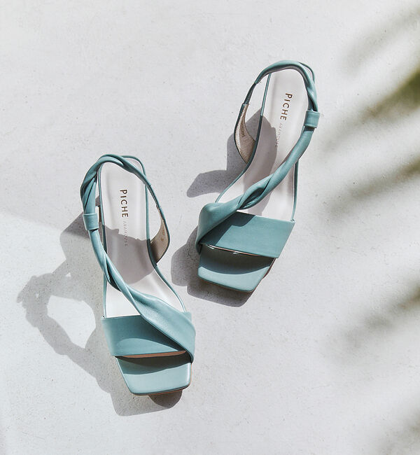 AU BANNISTER「ツイストベルト サンダル」|サンダル|