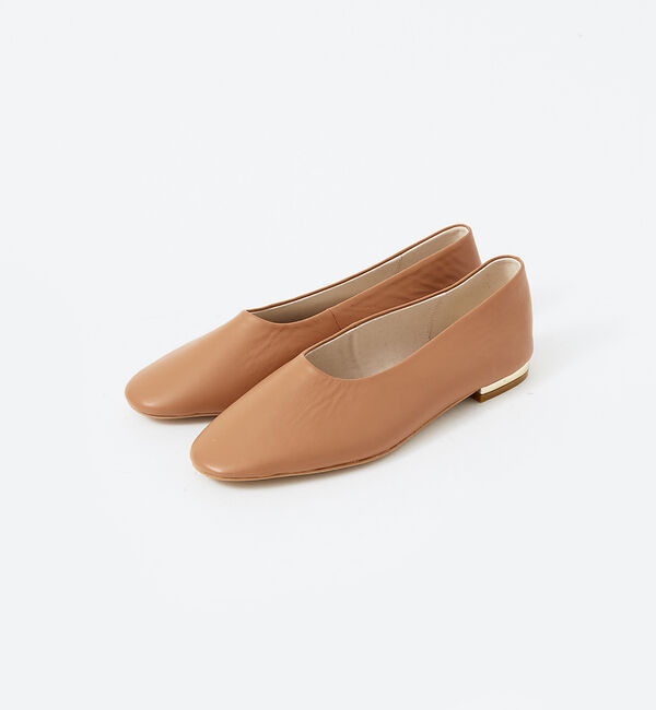 AU BANNISTER「ソフトレザーフラットパンプス」|パンプス|キャメル
