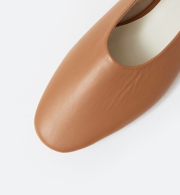 AU BANNISTER「ソフトレザーフラットパンプス」|パンプス|