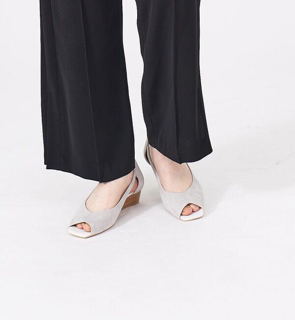 AU BANNISTER「バタフライカット　スクエアオープントゥパンプス」|パンプス|