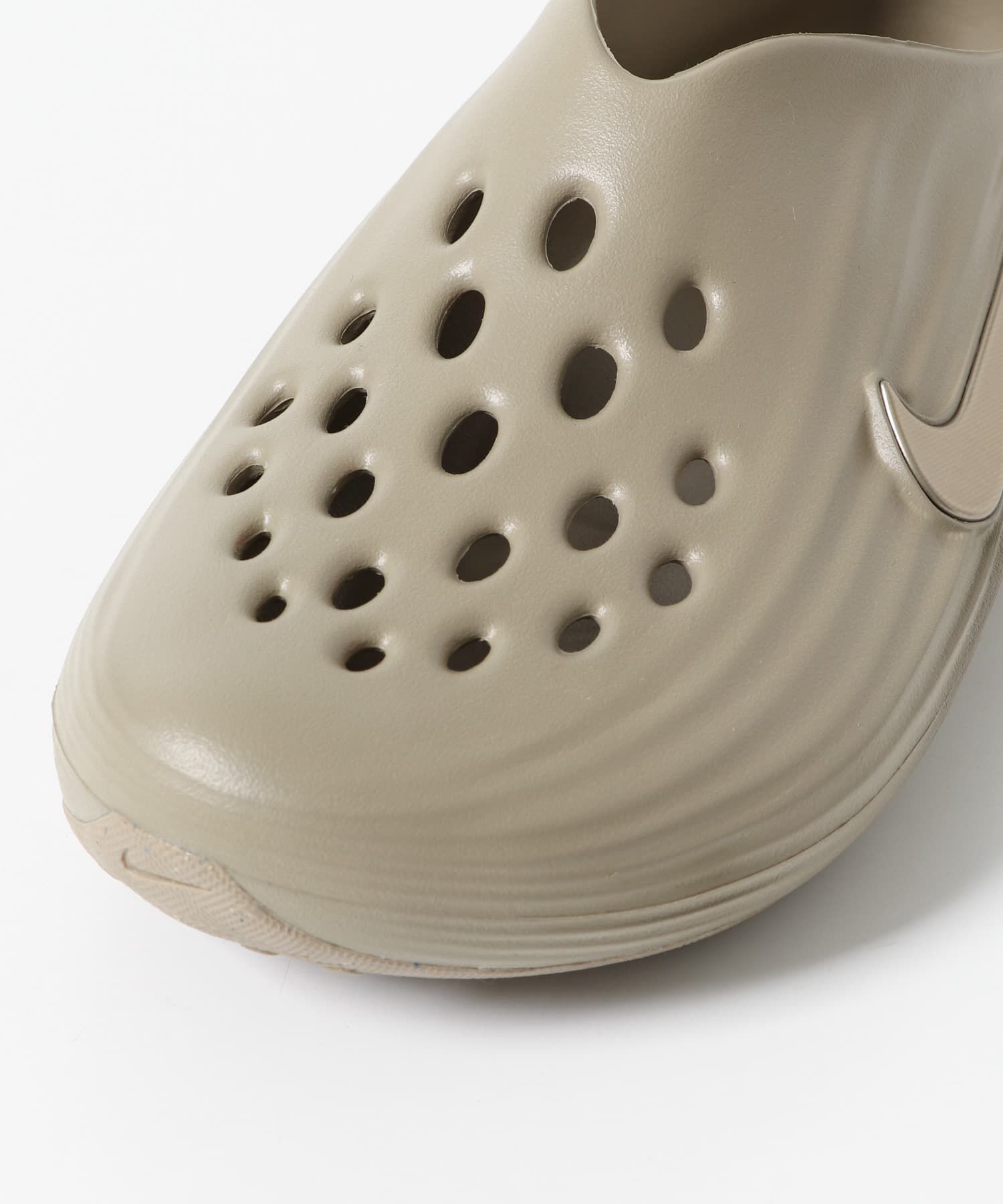 URBAN RESEARCH DOORS「NIKE　リアクトX リジュビネイト」|サンダル|