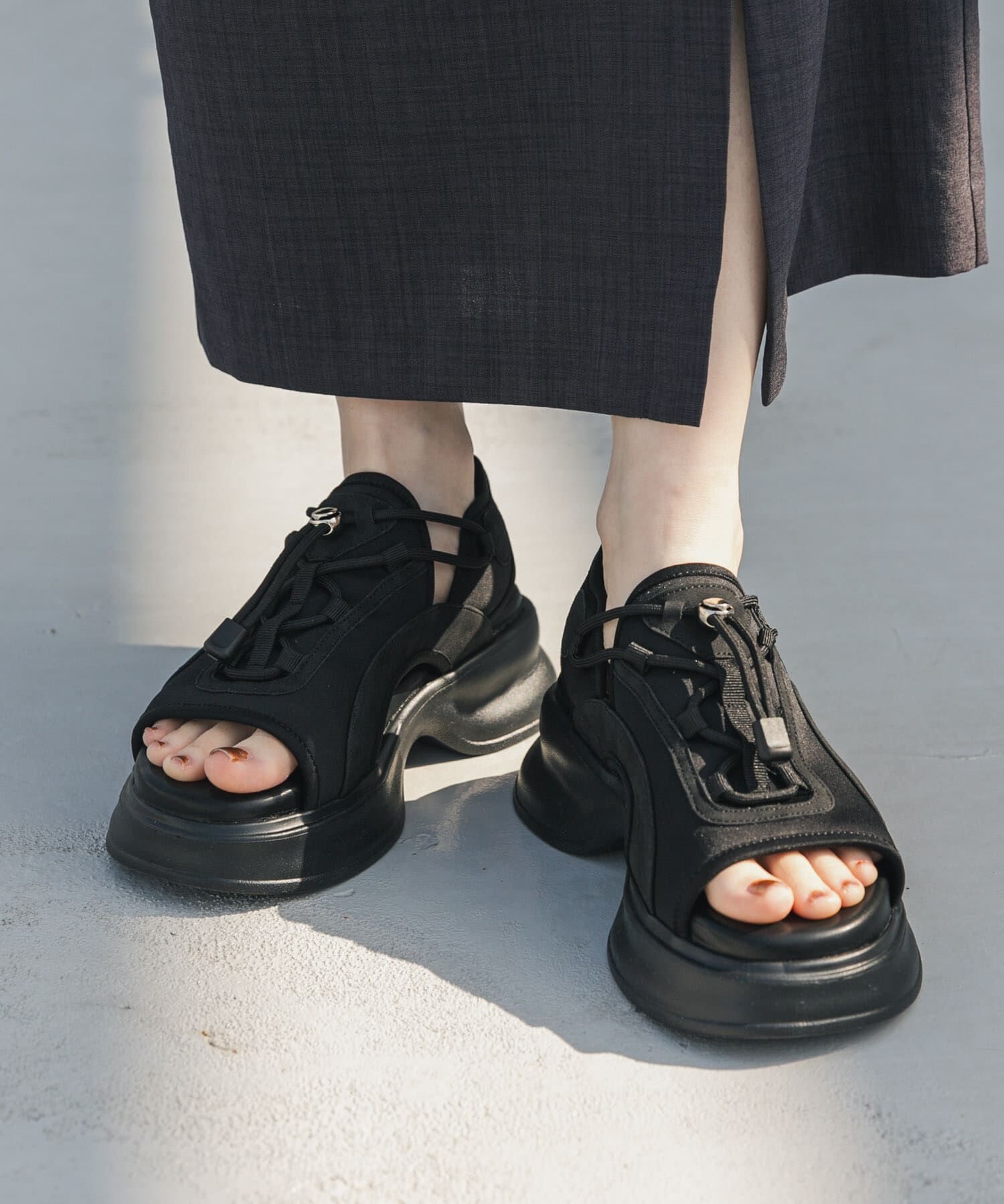 SENSE OF PLACE by URBAN RESEARCH「ボリュームソールドロストスポーツサンダル」|サンダル|ブラック