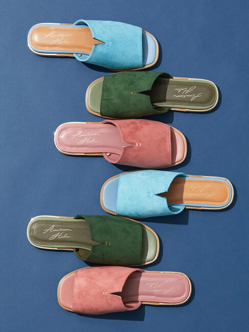  「【WEB限定】スエード調フラットサンダル」|サンダル|