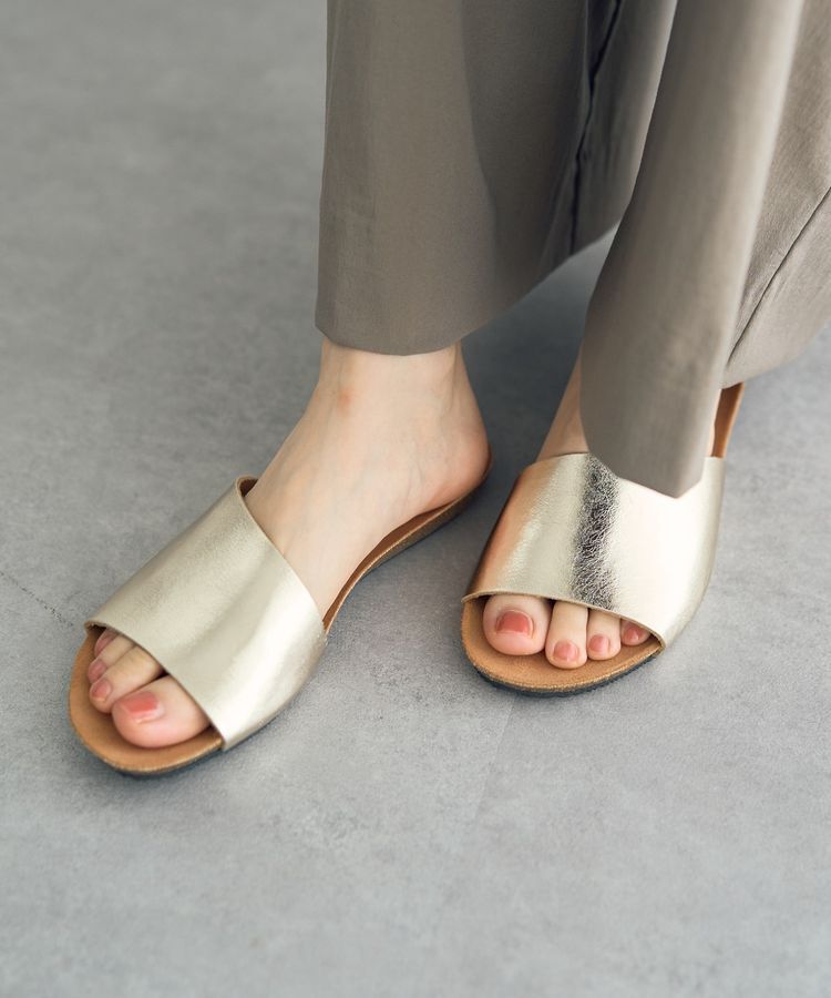 YECCA VECCA「【PLAKTON】メタリックサンダル」|サンダル|